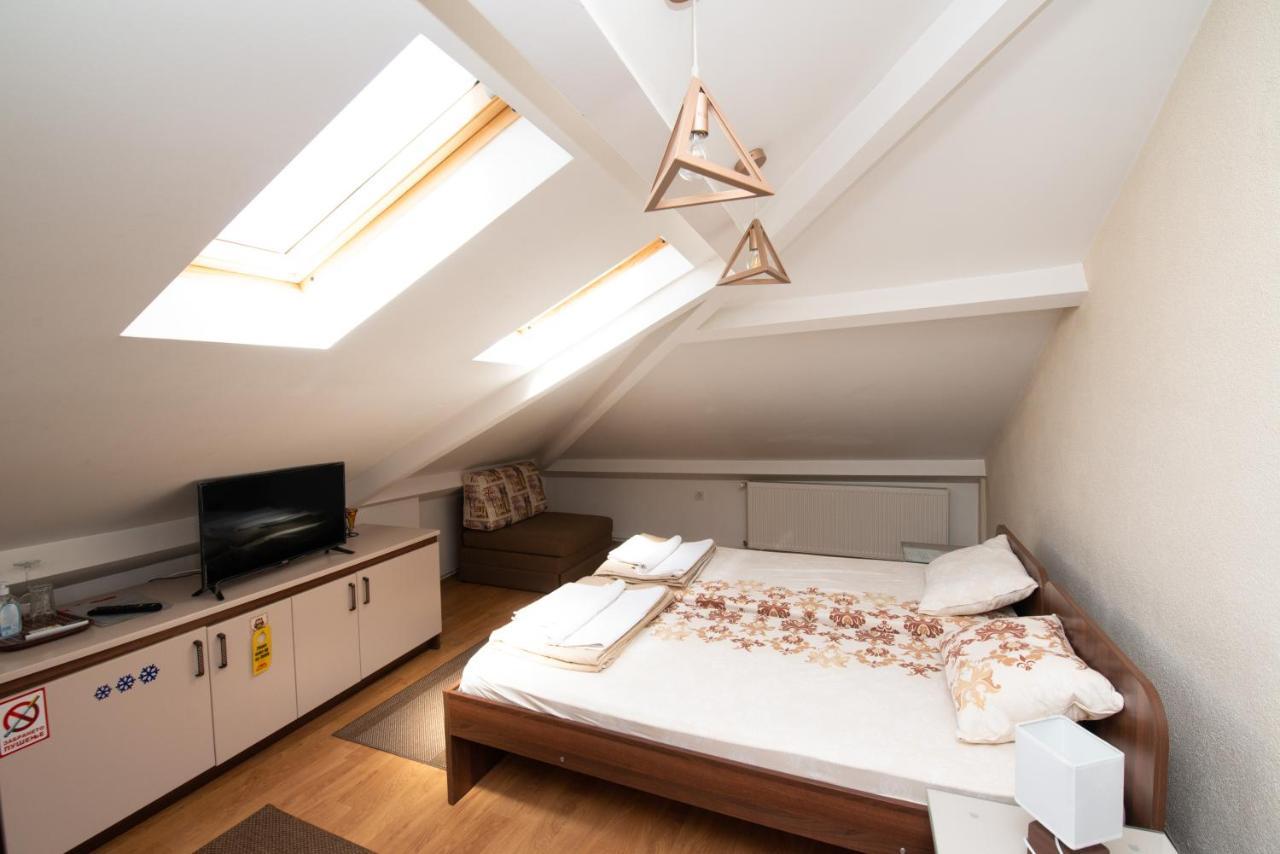 Stone Bridge Apartments 비톨라 외부 사진