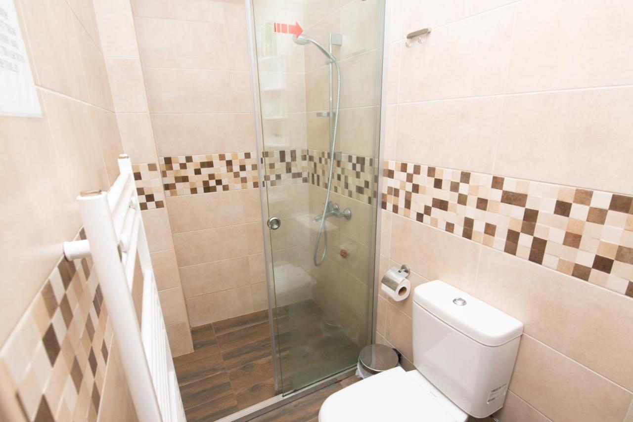 Stone Bridge Apartments 비톨라 외부 사진