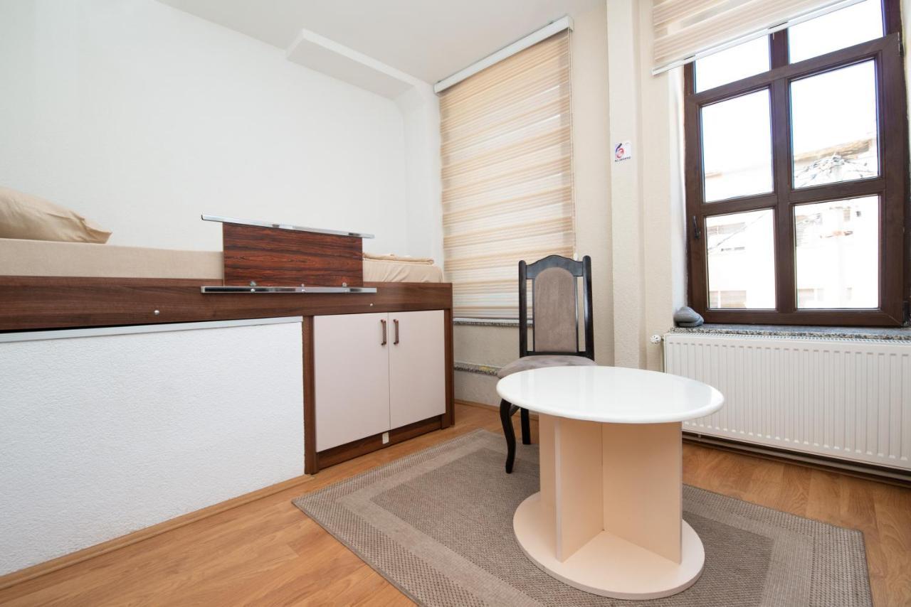 Stone Bridge Apartments 비톨라 외부 사진